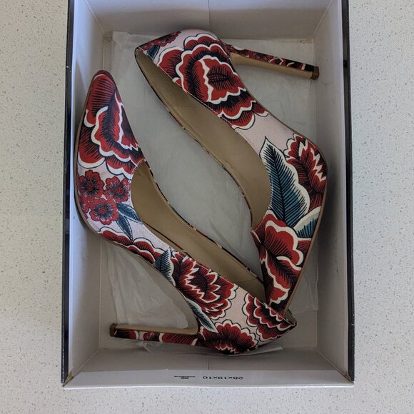 Red Floral Nine West Tatiana pointy toe heel - Picture 2 of 7